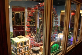 Вена. Макет колеса обозрения в парке Пратер