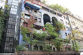 Дом Хундертвассера